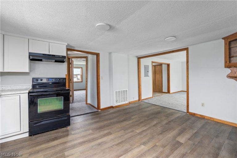 214 Linden Street, Port Clinton, OH - Photo 4