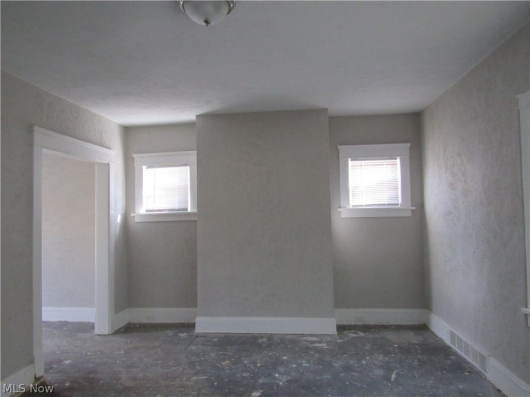 14705 Alder Avenue, East Cleveland, OH - Photo 5