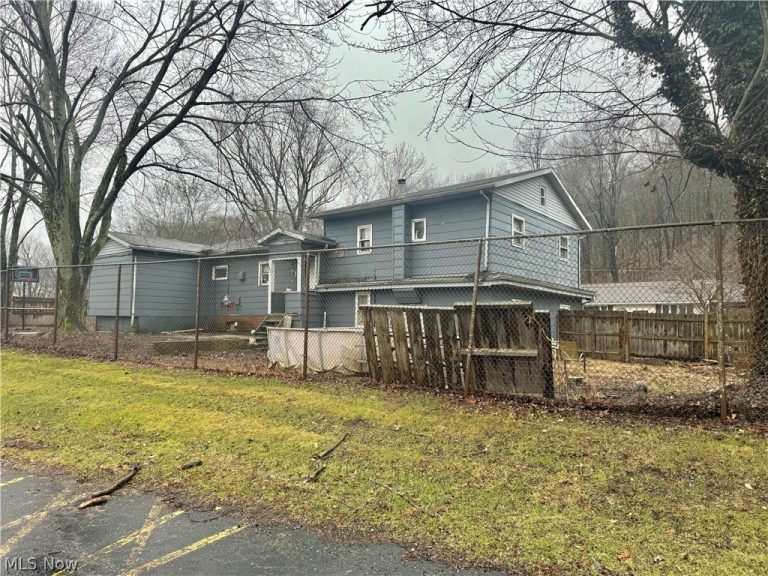 405 Gween Drive, Malvern, OH - Photo 4