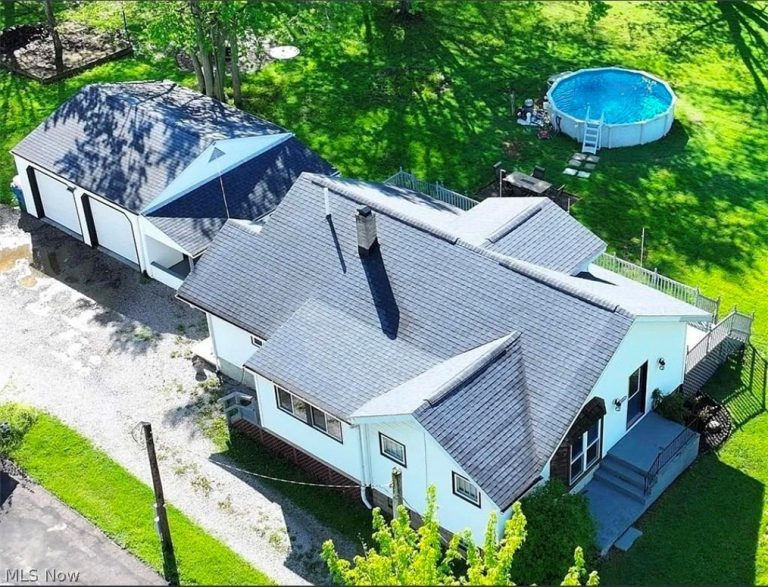 2416 Bakerwood Drive, Massillon, OH - Photo 2