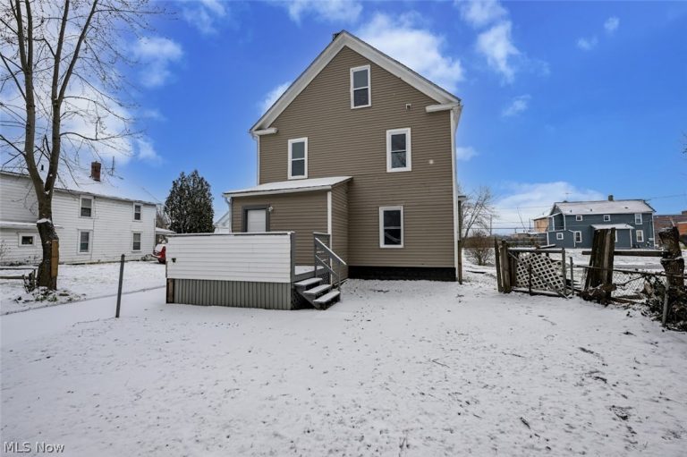 1060 Yale Street, Akron, OH - Photo 8