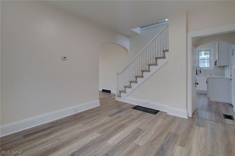 2135 Cherry Avenue, Alliance, OH - Photo 8