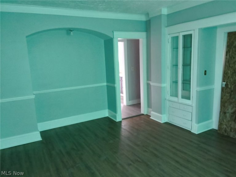 1818 Farmington Road, East Cleveland, OH - Photo 6