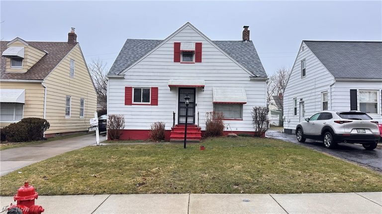 19513 Beverly Avenue, Maple Heights, OH, 44137