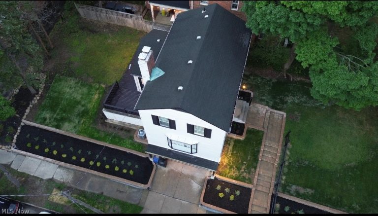 17707 Lomond Boulevard, Shaker Heights, OH - Photo 8