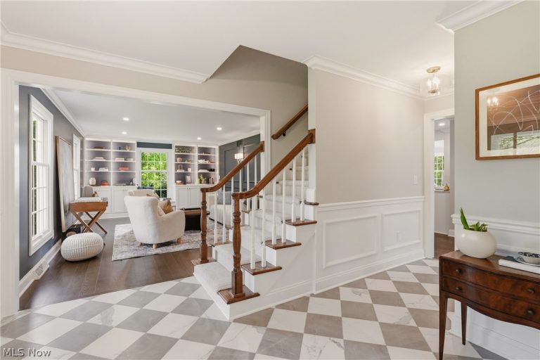 35 Greentree Road, Moreland Hills, OH - Photo 5