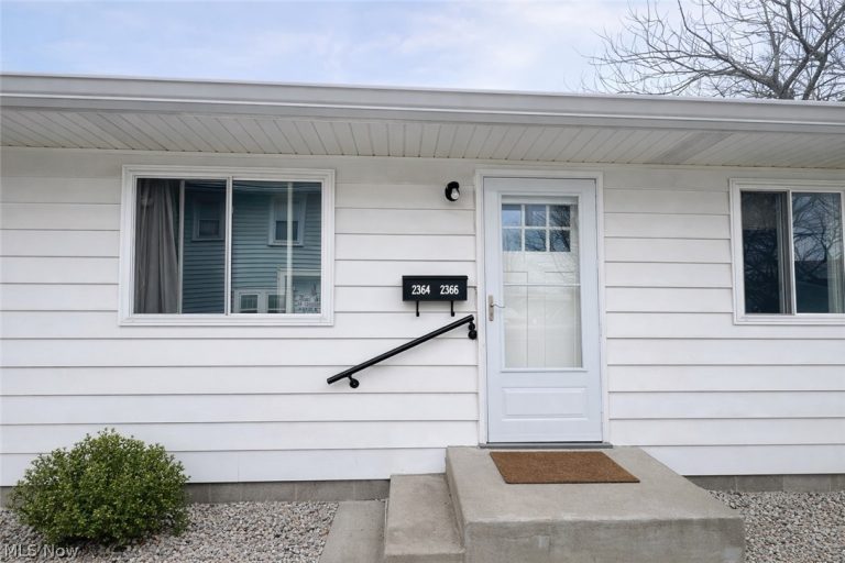 2566 & 2568 Albrecht Avenue, Akron, OH - Photo 3