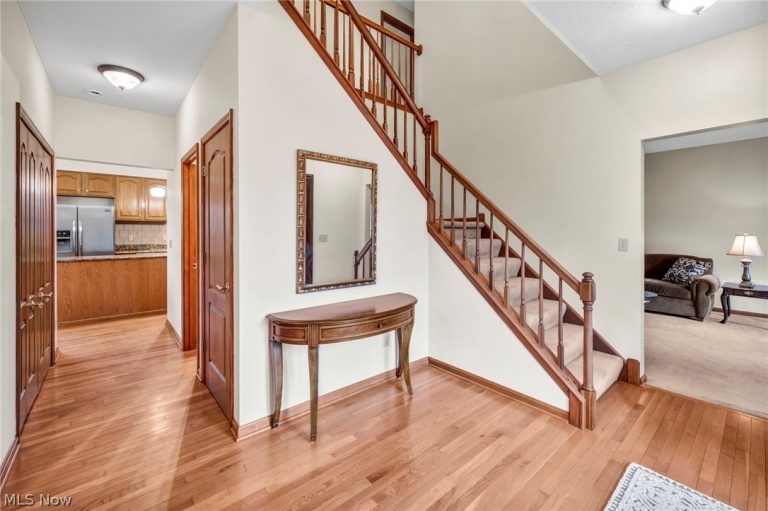 3169 Apollo Drive, North Royalton, OH - Photo 8