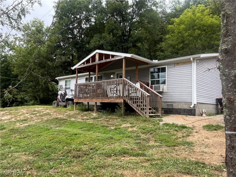 1285 Moody Hollow Road, Blue Rock, OH, 43720
