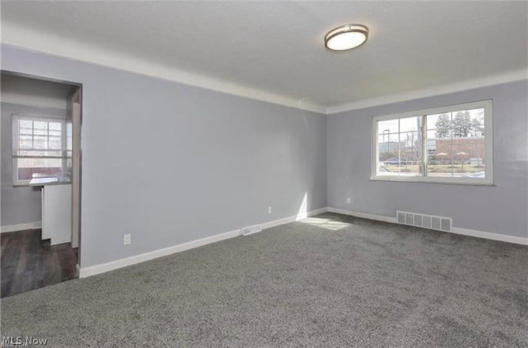 1460 Belvoir Boulevard, South Euclid, OH - Photo 8