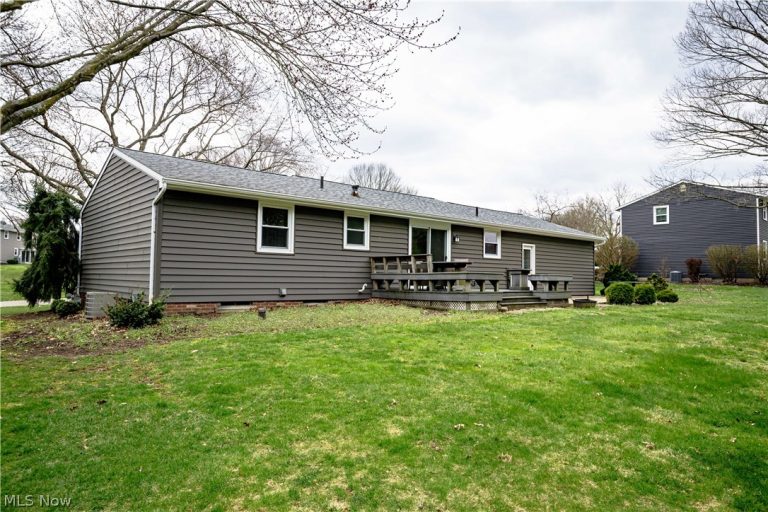 5383 Vermouth Street, North Canton, OH - Photo 4