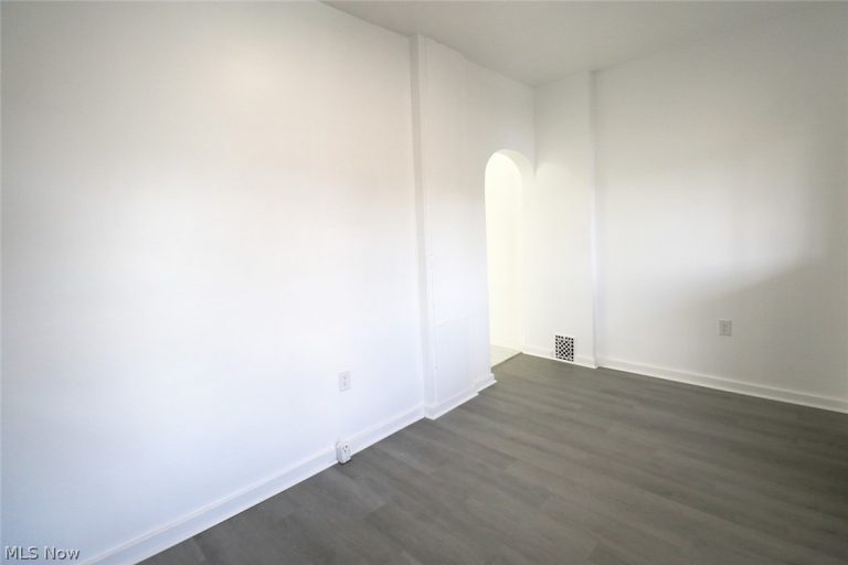1405 Oregon Avenue, Steubenville, OH - Photo 6