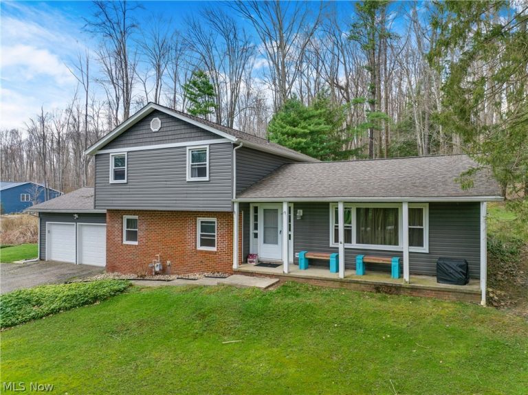 10340 Wye Road, Chesterland, OH - Photo 3
