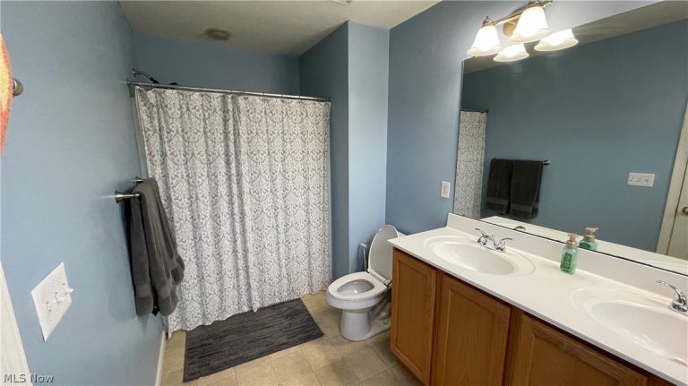 972 Tradewinds Cove #972, Painesville Twp, OH - Photo 8