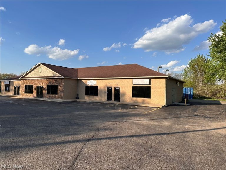 1315 Wooster Avenue, Strasburg, OH, 44680