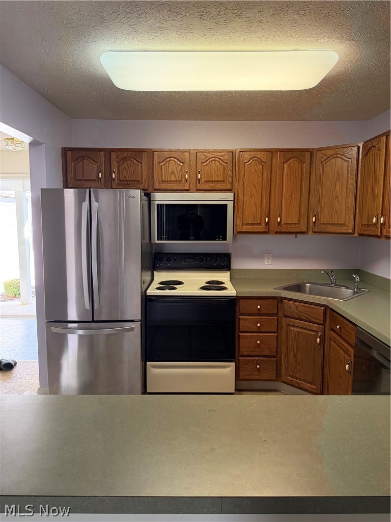 1360 Meadow Run, Copley, OH - Photo 3