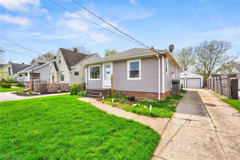 3124 142nd Street, Cleveland, OH - Photo 3