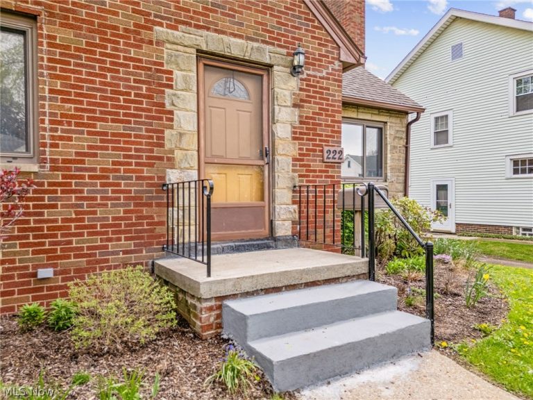 222 Montrose Avenue, Canton, OH - Photo 3