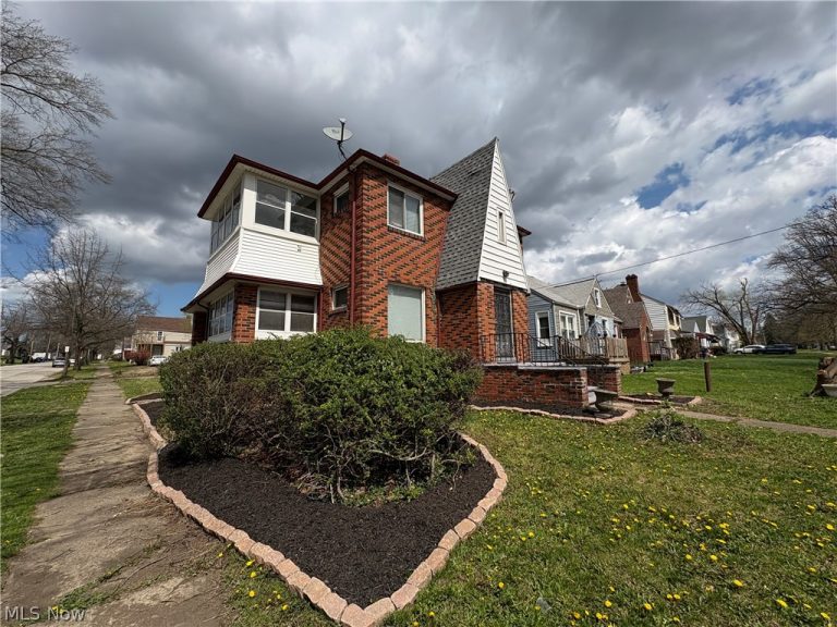 15501 Judson Drive, Cleveland, OH - Photo 4