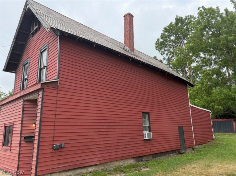 1205 Bridge Street, Ashtabula, OH - Photo 3