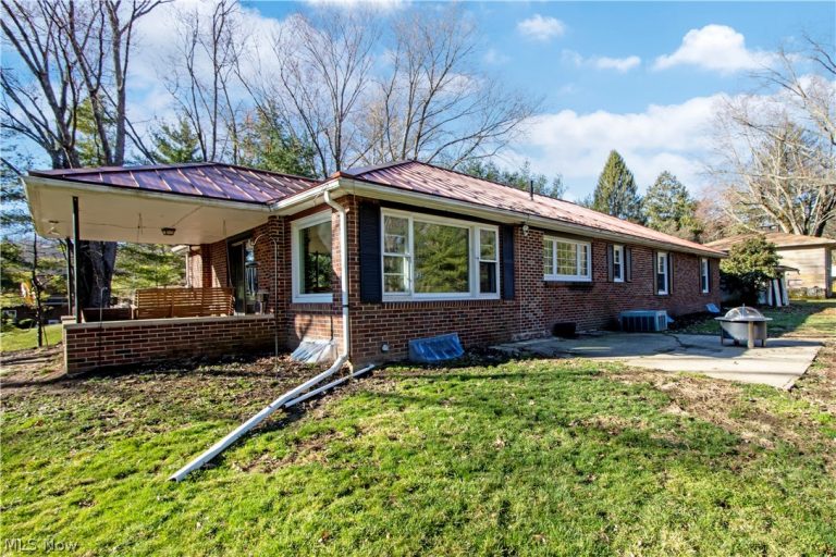 800 Main Street, Loudonville, OH - Photo 2