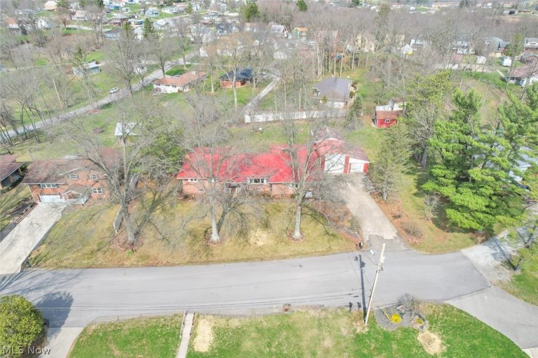 44208 Meadowlark Lane, Cadiz, OH - Photo 6