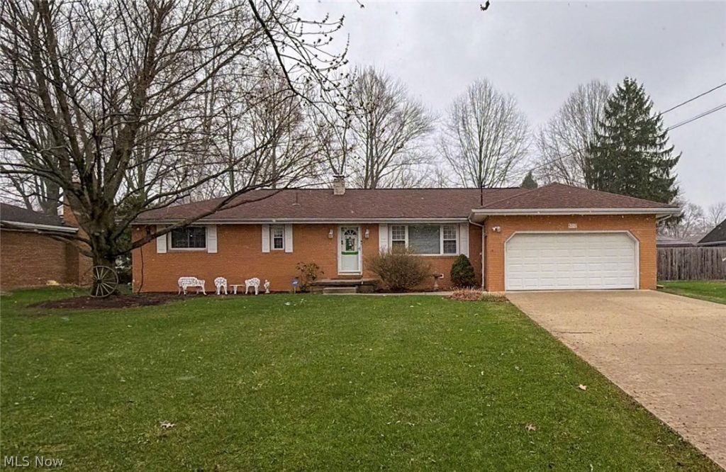 5212 Calla Avenue, Warren, OH