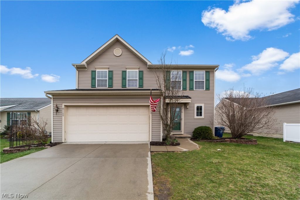 6120 Greenview Trail, North Ridgeville, OH