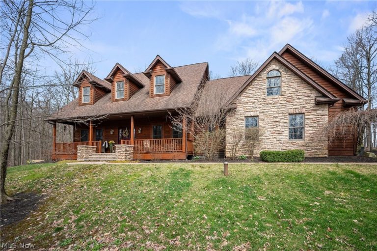 7500 Deerpath Trail, Seville, OH, 44273