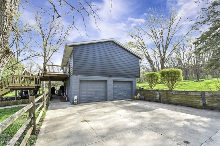 7545 Wadsworth Road, Medina, OH - Photo 8