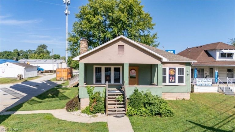 3653 Murdoch Avenue, Parkersburg, WV - Photo 4