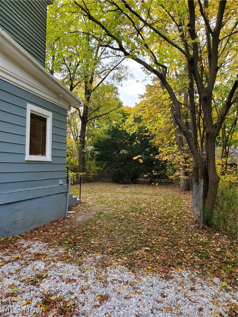 830 Sumner Street, Akron, OH - Photo 3