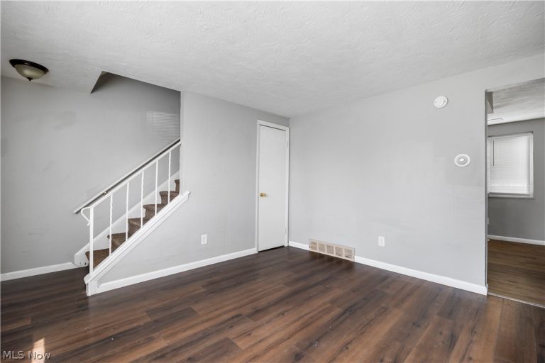 1627 33rd Street, Lorain, OH - Photo 5