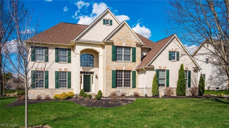 6170 Balmoral Drive, Dublin, OH, 43017