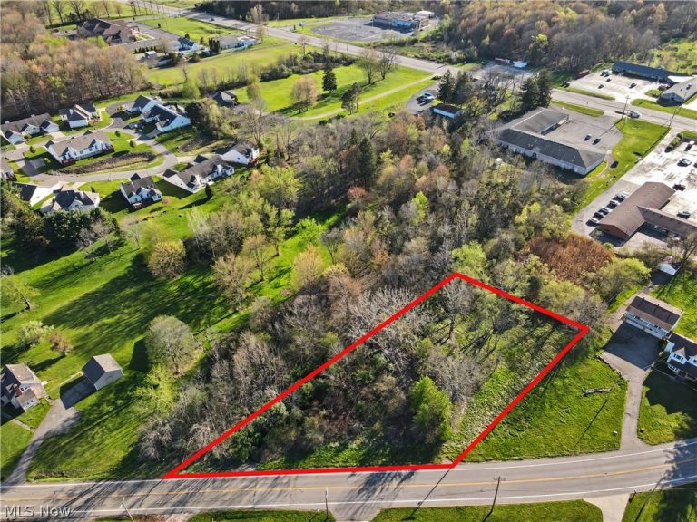 9170 Woodworth Road, Boardman, OH - Photo 2