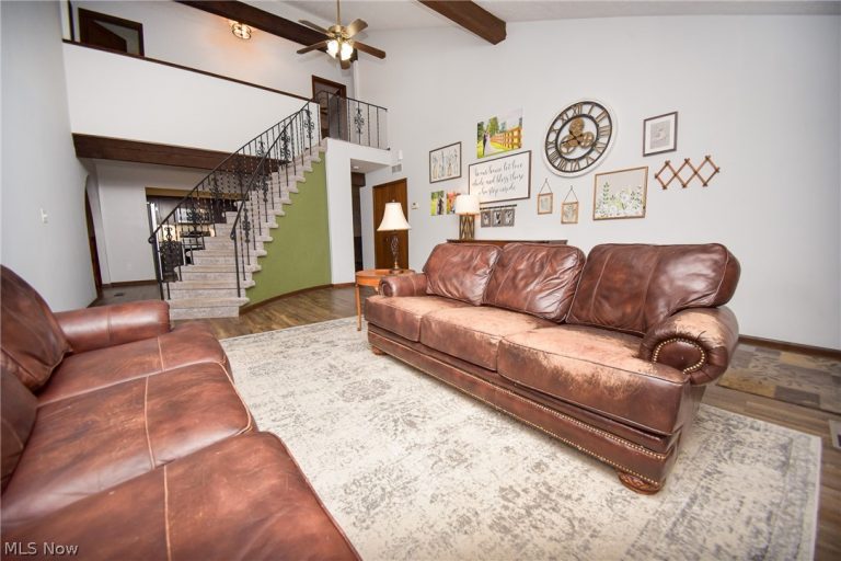 17134 Rabbit Run Drive, Strongsville, OH - Photo 8