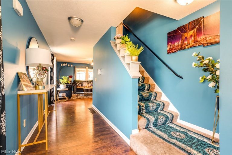 537 Magnolia Avenue, Cuyahoga Falls, OH - Photo 6