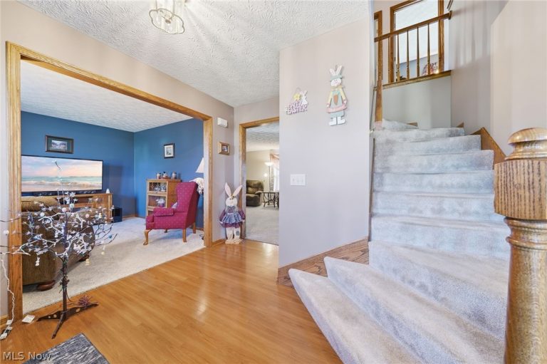 8294 Turquoise Avenue, Canton, OH - Photo 4