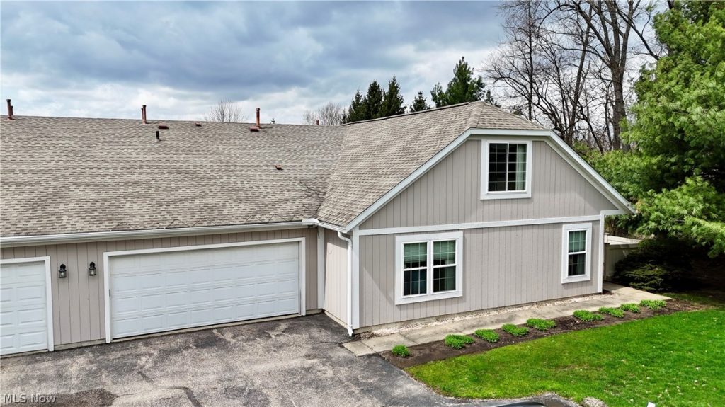 318 Millennium Drive, Tallmadge, OH