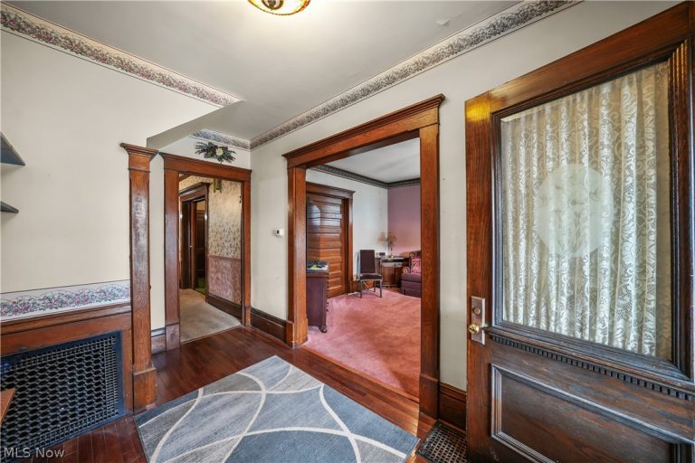 128 6th Street, Barberton, OH - Photo 8