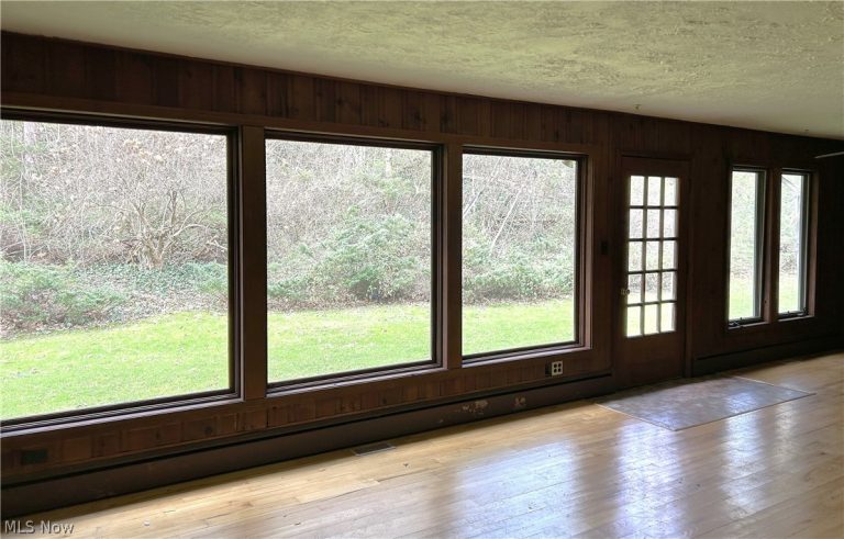 2514 Red Fox Pass, Willoughby Hills, OH - Photo 4