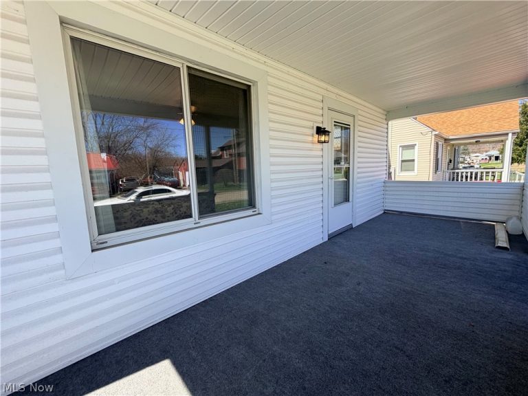 817 Superior Street, Zanesville, OH - Photo 5