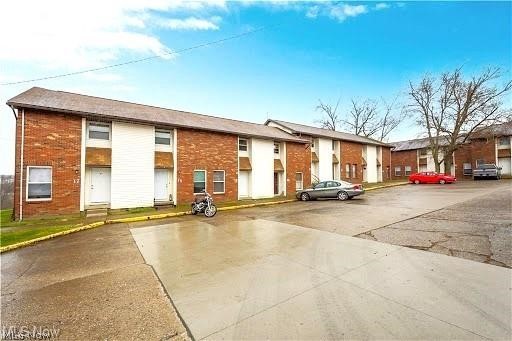 201 Burton Drive #2, Cadiz, OH, 43907
