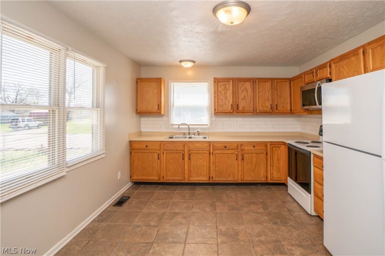 2005 17th Street, Canton, OH - Photo 6