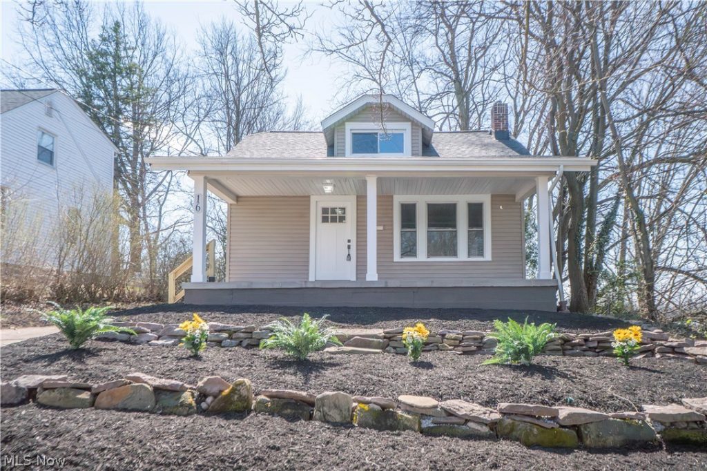 16 Catawba Avenue, Akron, OH