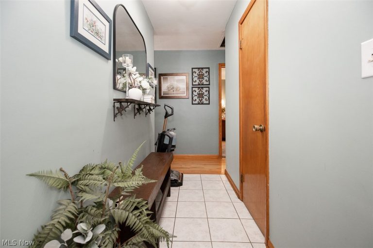 2986 Wilbanks Drive, Norton, OH - Photo 4