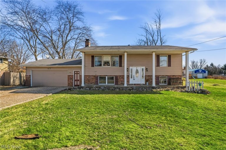 13100 Market Avenue, Hartville, OH, 44632