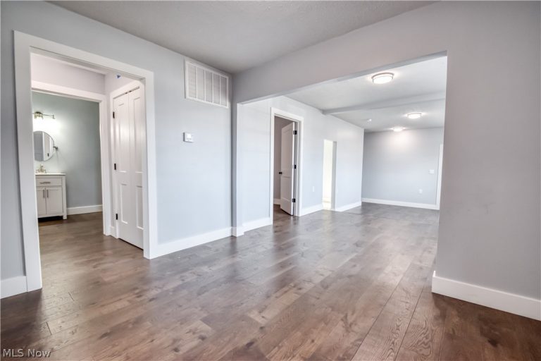 7496 Mentor, Mentor, OH - Photo 8