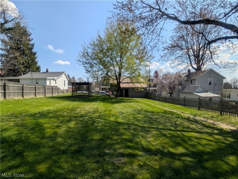114 Sheridan Avenue, Somerset, OH - Photo 5