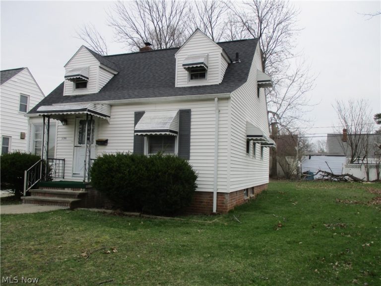 5741 46th Street, Parma, OH - Photo 3
